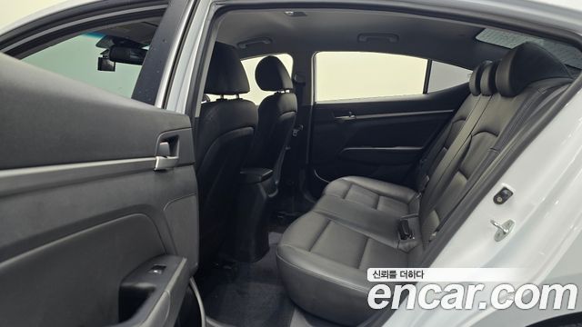 Hyundai Avante (AD) 1.6 Smart 2020 — фото 12