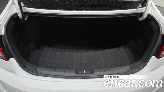 Hyundai Avante (AD) 1.6 Smart 2020 — фото 19