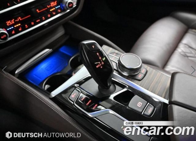 BMW 5 Series (G30) 530i xDrive Luxury Plus 2020 — фото 9