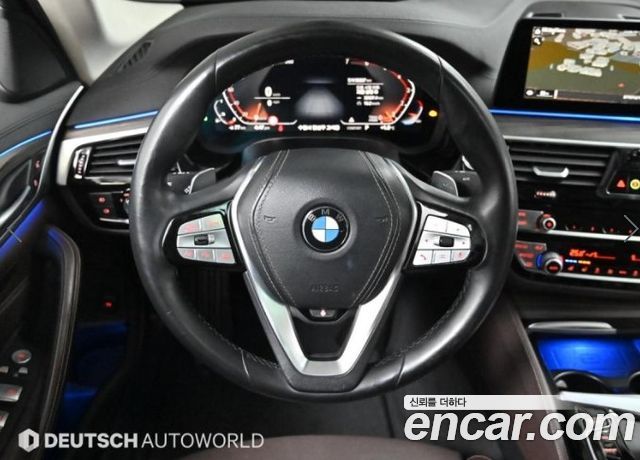 BMW 5 Series (G30) 530i xDrive Luxury Plus 2020 — фото 17