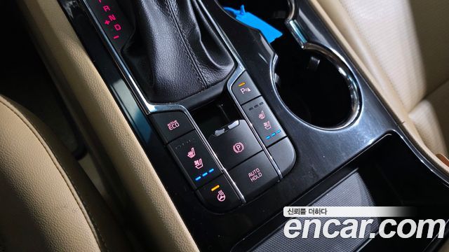Kia Carnival 9-Seater Prstige 2019 — фото 30