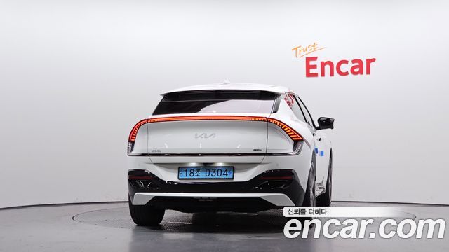 Kia EV6 Long Range GT Line 2022 — фото 4