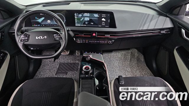 Kia EV6 Long Range GT Line 2022 — фото 7