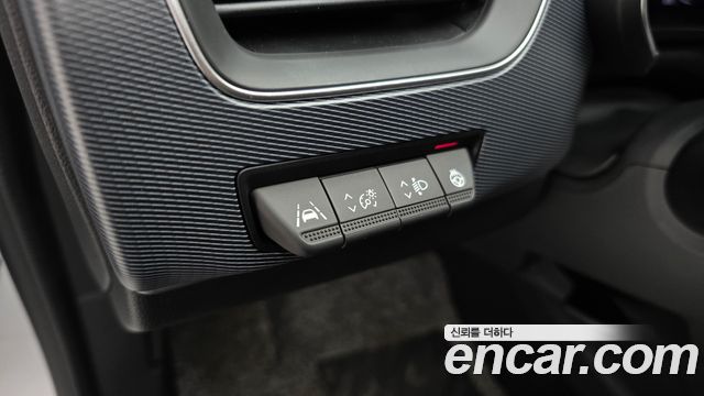 Renault Korea XM3 1.3 TCe RE Signature 2023 — фото 16