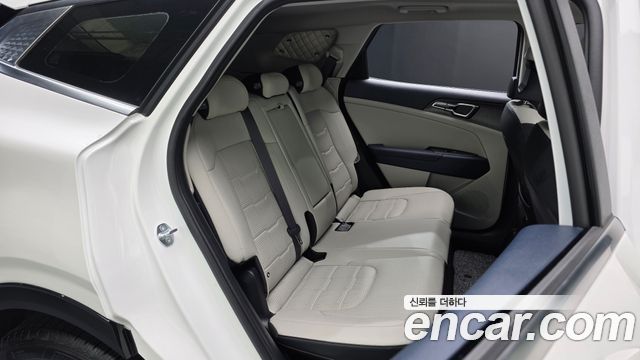 Kia Sportage Hybrid (V) HEV 1.6 2WD Signature 2025 — фото 11
