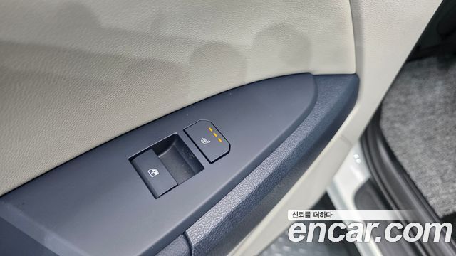 Kia Sportage Hybrid (V) HEV 1.6 2WD Signature 2025 — фото 30