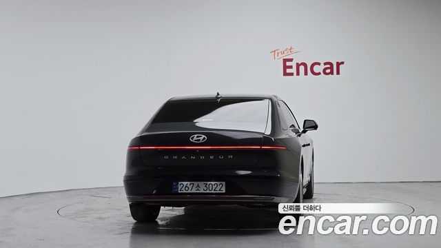Hyundai Grandeur (GN7) 3,5 Gasoline 4WD Calligraphy 2023 — фото 4