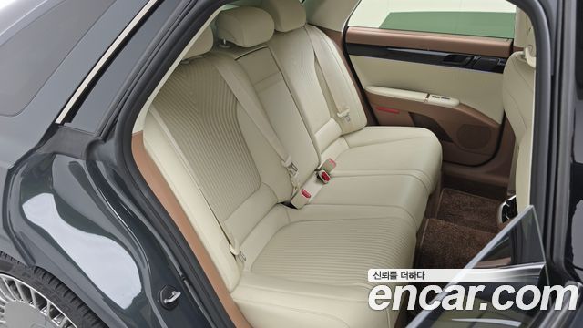 Hyundai Grandeur (GN7) 3,5 Gasoline 4WD Calligraphy 2023 — фото 12