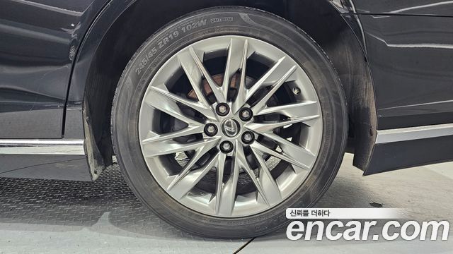 Lexus LS500 (V) 3.5 Luxury AWD 2018 — фото 5