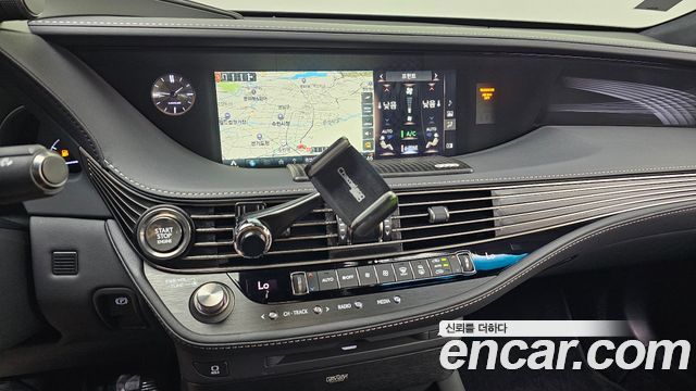 Lexus LS500 (V) 3.5 Luxury AWD 2018 — фото 14