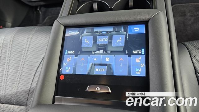 Lexus LS500 (V) 3.5 Luxury AWD 2018 — фото 18