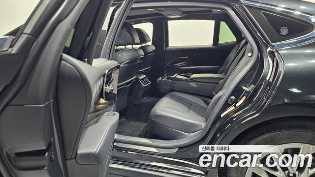 Lexus LS500 (V) 3.5 Luxury AWD 2018 — фото 26