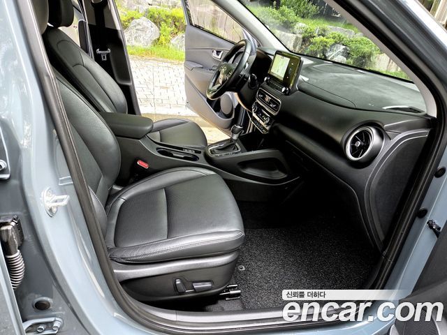 Hyundai Kona Gasoline 2.0 2WD Inspiration 2022 — фото 16