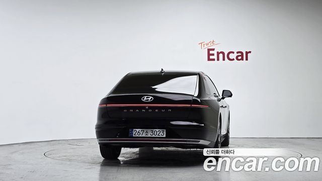 Hyundai Grandeur Hybrid (GN7) Exclusive 2023 — фото 4