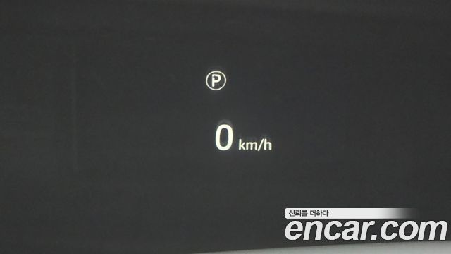 Land Rover Range Rover Velar 2.0 P250 R-Dynamic SE 2021 — фото 16