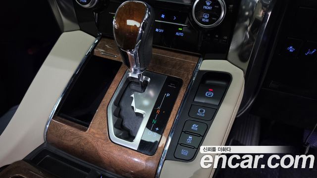 Toyota Alphard 2.4 4WD 2016 — фото 9