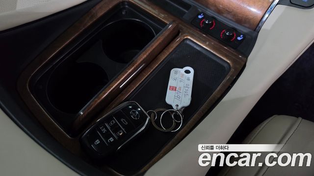 Toyota Alphard 2.4 4WD 2016 — фото 27