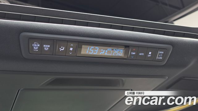Toyota Alphard 2.4 4WD 2016 — фото 29