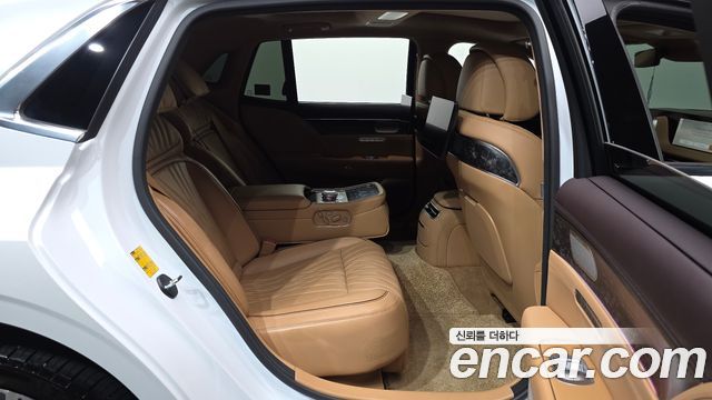Genesis G90 (RS4) Gasoline 3.5 Turbo e-S/C AWD 2025 — фото 12