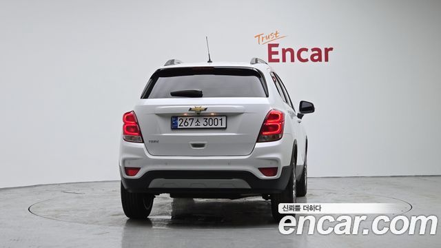 Chevrolet Trax 1.4 LT Core 2021 — фото 4