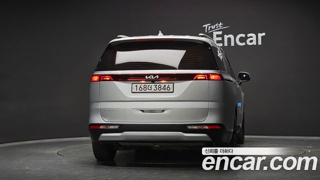Kia Carnival (IV) Gasoline 9-Seater Prestige 2023 — фото 4