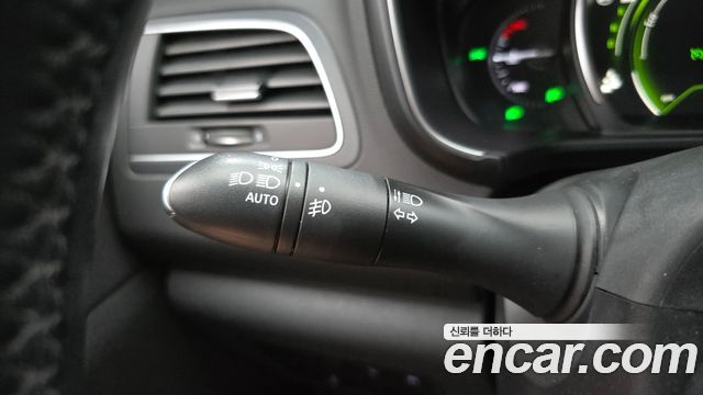 Renault Korea QM6 2.0 GDe RE 2WD 2020 — фото 21