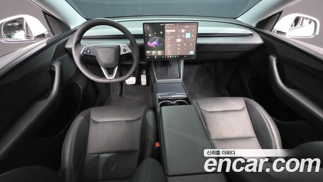 Tesla Model Y Long Range AWD 2025 — фото 7