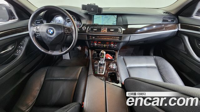 BMW 5 Series (F10) 528i 2012 — фото 7