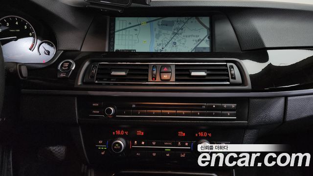 BMW 5 Series (F10) 528i 2012 — фото 14