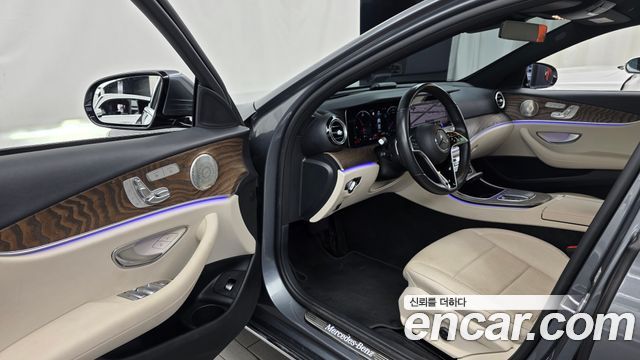 Mercedes-Benz E-Class (W213) E220d 4MATIC Exclusive 2023 — фото 10