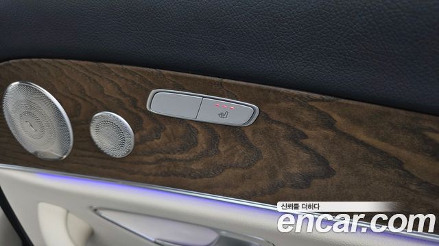 Mercedes-Benz E-Class (W213) E220d 4MATIC Exclusive 2023 — фото 18