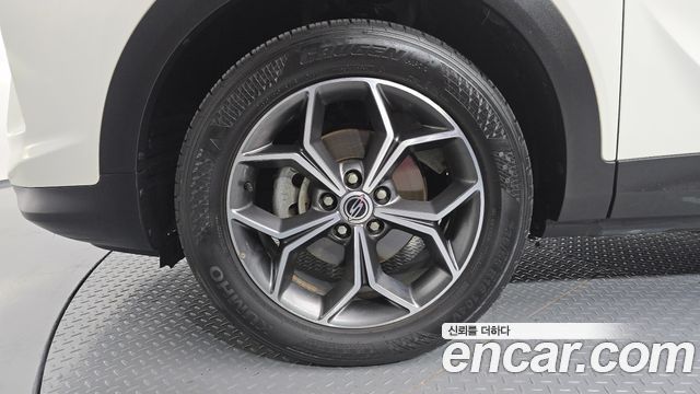 KG Mobility (SsangYong) Beautiful Korando Gasoline 1.5 4WD C5 Plus 2022 — фото 5