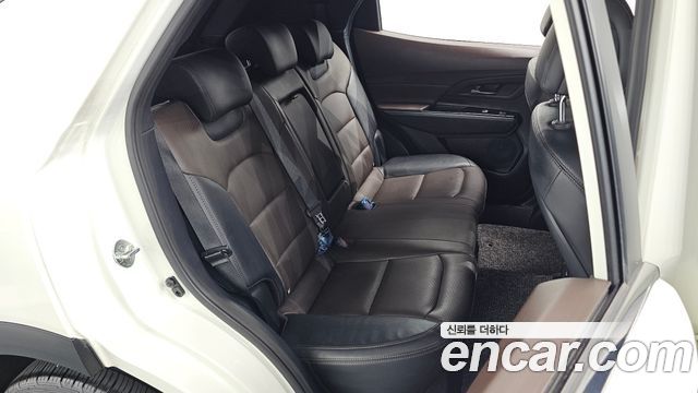 KG Mobility (SsangYong) Beautiful Korando Gasoline 1.5 4WD C5 Plus 2022 — фото 15