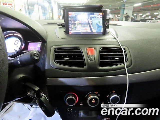 Renault Korea SM3 Neo SE 2015 — фото 20