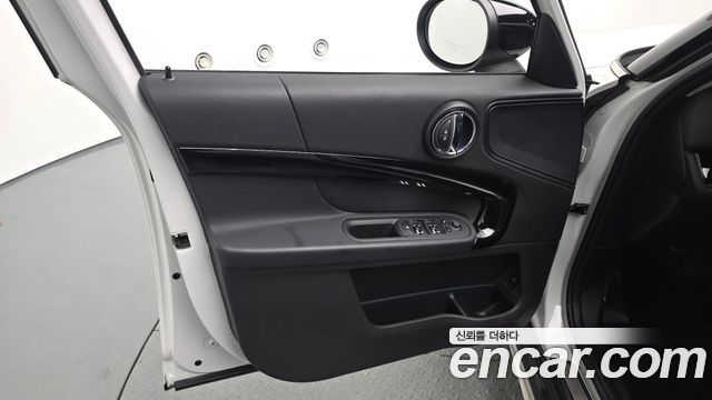 MINI Cooper Countryman Classic 2nd 2024 — фото 24