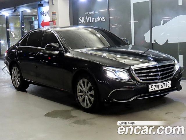 Mercedes-Benz E-Class (W213) E300 4MATIC Exclusive