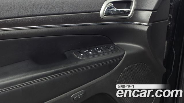 Jeep Grand Cherokee 3.0 Diesel Limited WK2 2018 — фото 19