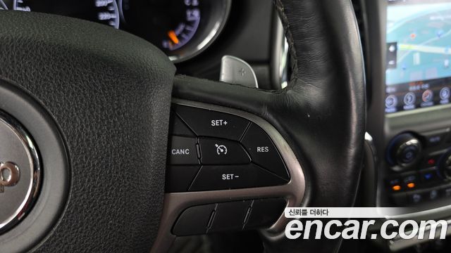 Jeep Grand Cherokee 3.0 Diesel Limited WK2 2018 — фото 32
