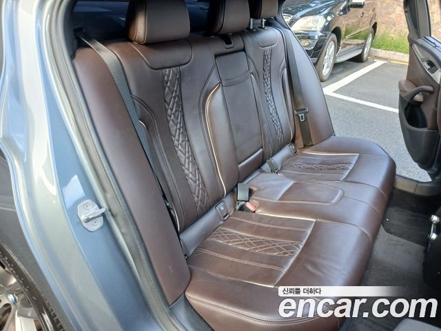 BMW 5 Series (G30) 520d xDrive M Sport Package Plus 2019 — фото 17