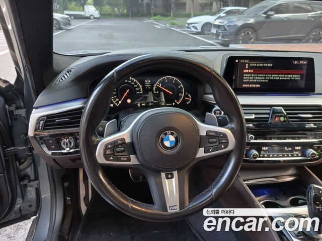 BMW 5 Series (G30) 520d xDrive M Sport Package Plus 2019 — фото 19