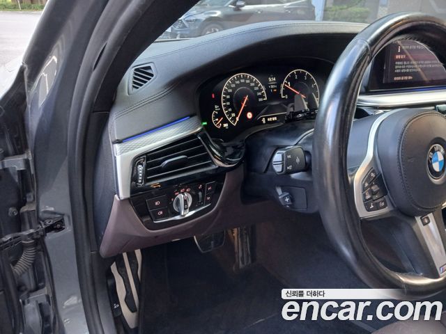 BMW 5 Series (G30) 520d xDrive M Sport Package Plus 2019 — фото 20