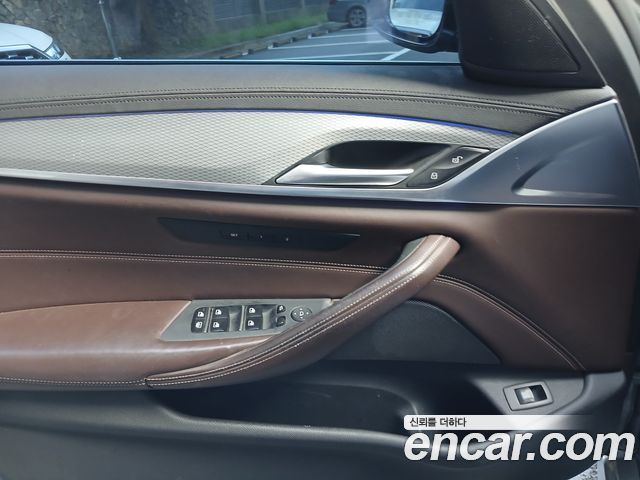 BMW 5 Series (G30) 520d xDrive M Sport Package Plus 2019 — фото 22