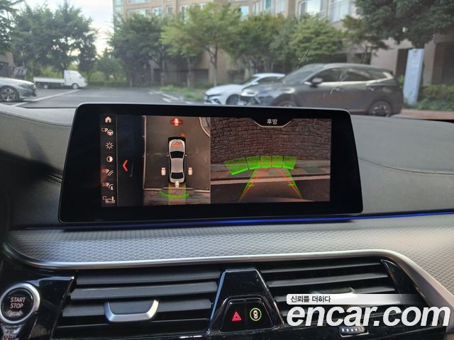 BMW 5 Series (G30) 520d xDrive M Sport Package Plus 2019 — фото 23