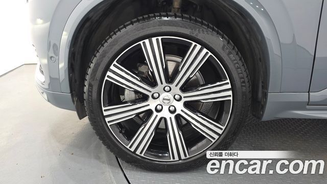 Volvo XC90 (II) B6 Ultimate Bright 2023 — фото 5