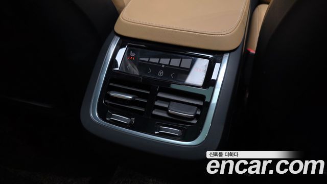 Volvo XC90 (II) B6 Ultimate Bright 2023 — фото 19
