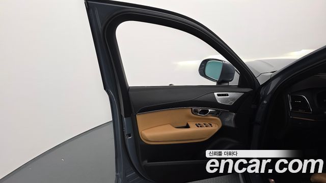 Volvo XC90 (II) B6 Ultimate Bright 2023 — фото 24