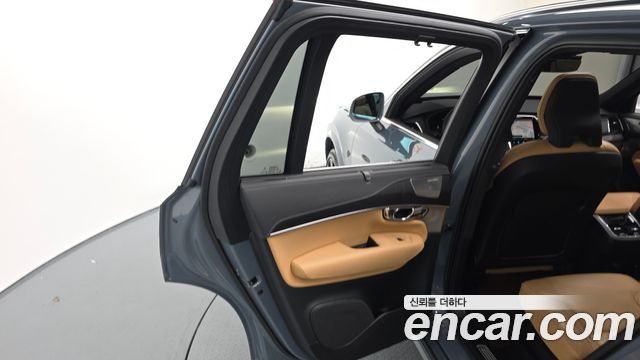 Volvo XC90 (II) B6 Ultimate Bright 2023 — фото 25