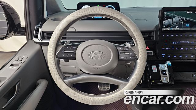 Hyundai Staria 4WD Lounge 9-Seater Limousine 2025 — фото 13