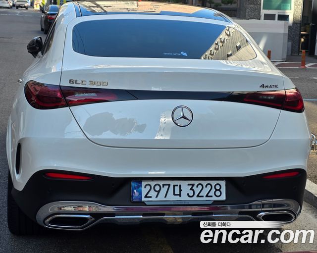 Mercedes-Benz GLC-Class (X254) GLC300 4MATIC Coupe 2024 — фото 2