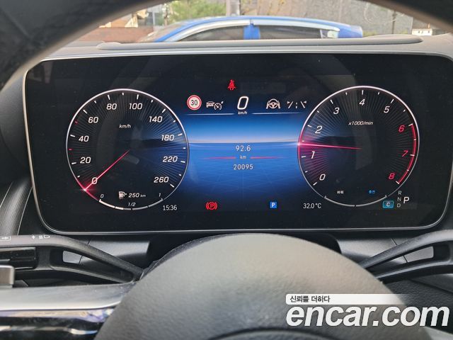 Mercedes-Benz GLC-Class (X254) GLC300 4MATIC Coupe 2024 — фото 8